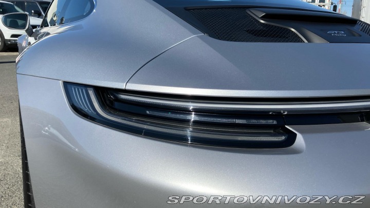Porsche 911 GT3 Touring 2023