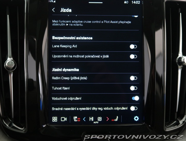 Volvo Ostatní modely XC60 Momentum T6 Recharge 2023