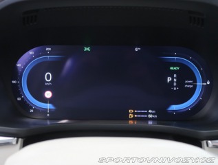 Volvo Ostatní modely XC60 Momentum T6 Recharge 2023