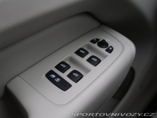 Volvo Ostatní modely XC60 Momentum T6 Recharge 2023