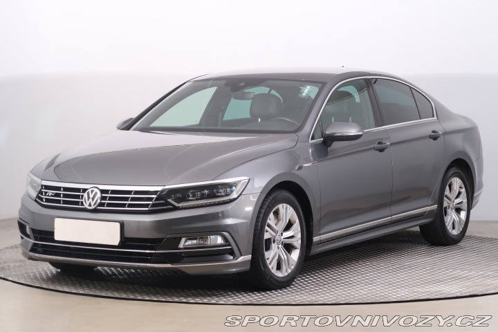 Volkswagen Ostatní modely Passat R-Line 2.0 TSI 2016