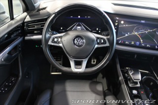 Volkswagen Ostatní modely Touareg 3.0 TDI 210kW R-Line Pano 2018