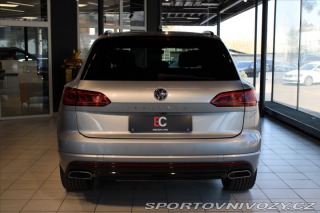 Volkswagen Ostatní modely Touareg 3.0 TDI 210kW R-Line Pano 2018