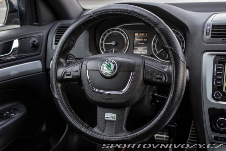 Škoda Octavia RS Combi 2.0 TDI CR DPF RS 2011