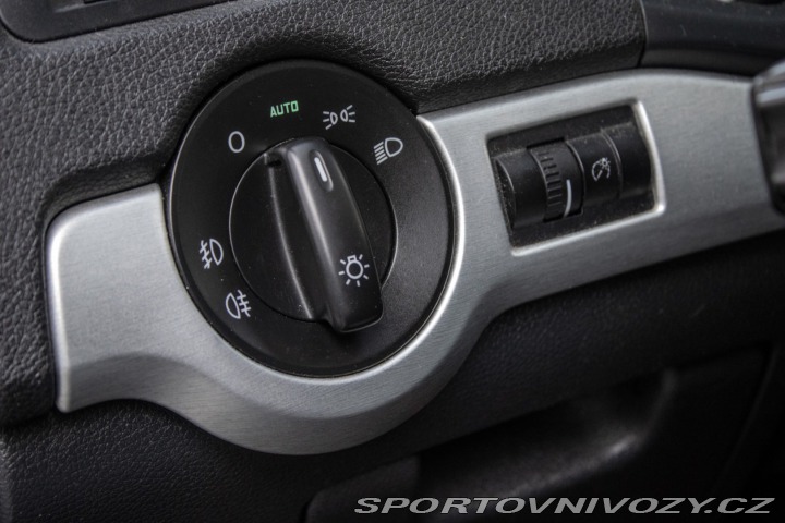 Škoda Octavia RS Combi 2.0 TDI CR DPF RS 2011