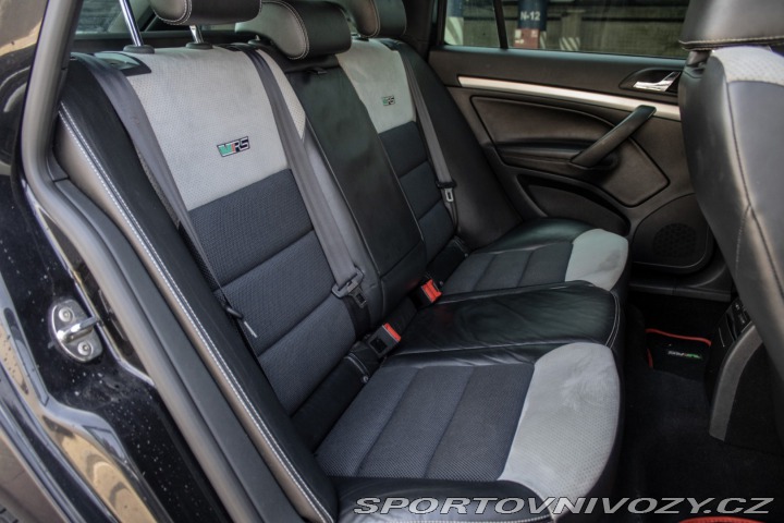 Škoda Octavia RS Combi 2.0 TDI CR DPF RS 2011