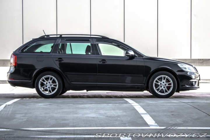 Škoda Octavia RS Combi 2.0 TDI CR DPF RS 2011
