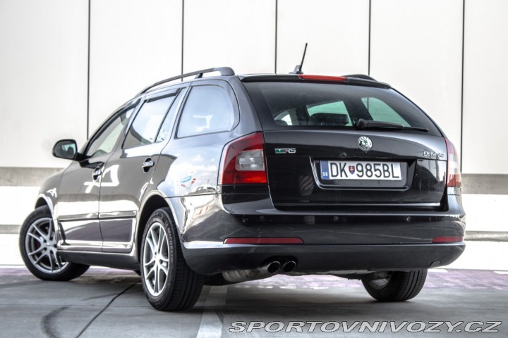 Škoda Octavia RS Combi 2.0 TDI CR DPF RS 2011