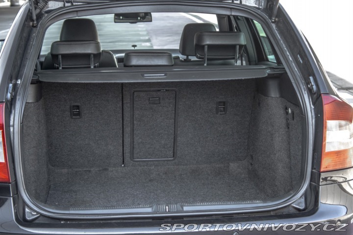 Škoda Octavia RS Combi 2.0 TDI CR DPF RS 2011