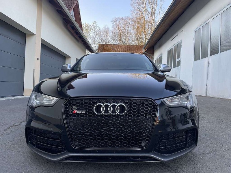 Audi RS5 