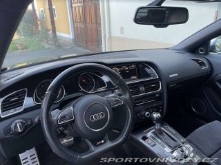 Audi RS5 2012