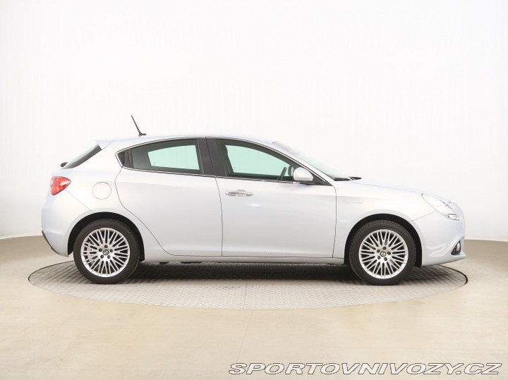 Alfa Romeo Giulietta 1.4 T MultiAir 2015