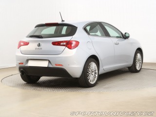 Alfa Romeo Giulietta 1.4 T MultiAir 2015