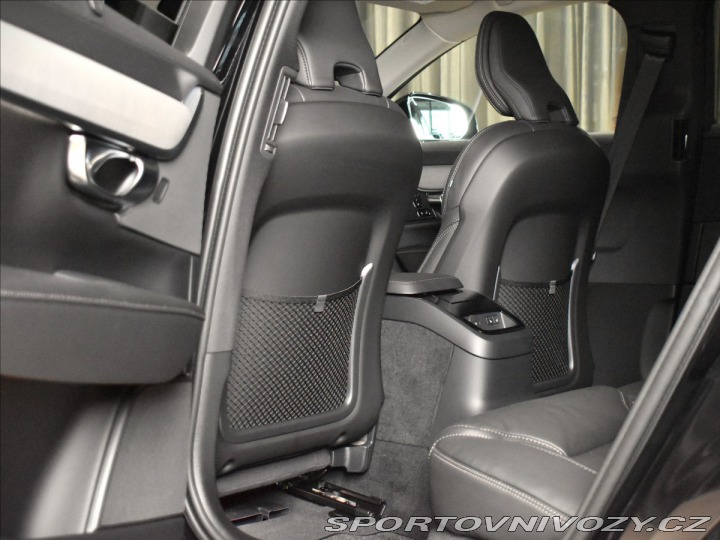 Volvo V90 2,0 Plus Dark T6 Plug-in 2025