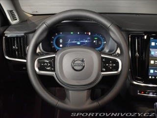 Volvo V90 2,0 Plus Dark T6 Plug-in 2025