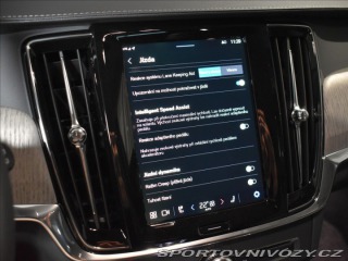 Volvo V90 2,0 Plus Dark T6 Plug-in 2025