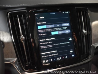 Volvo V90 2,0 Plus Dark T6 Plug-in 2025