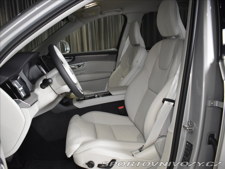 Volvo Ostatní modely XC90 2,0 T8 AWD Plus Bright 2025