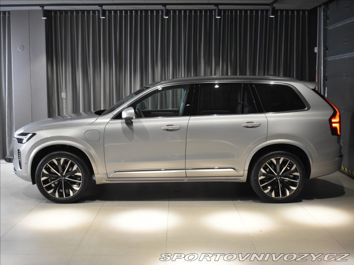 Volvo Ostatní modely XC90 2,0 T8 AWD Plus Bright 2025