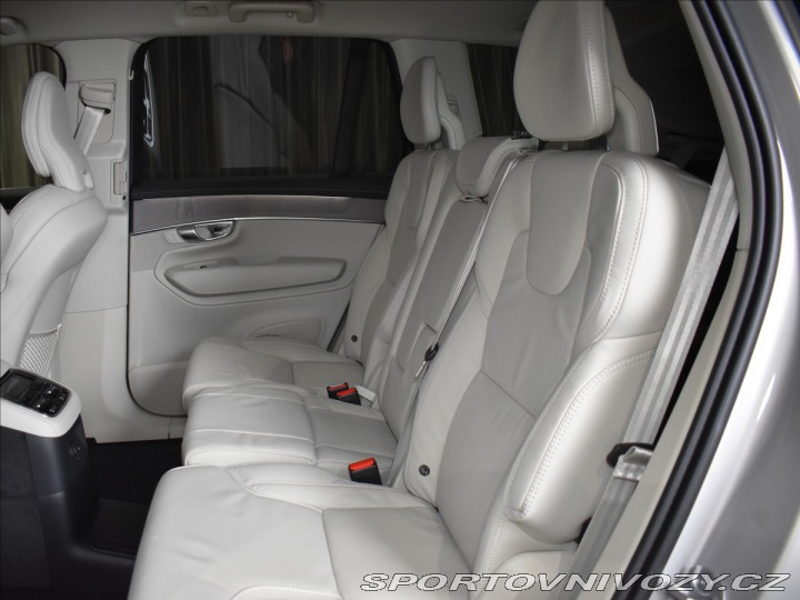 Volvo Ostatní modely XC90 2,0 T8 AWD Plus Bright 2025