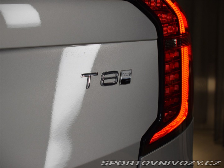 Volvo Ostatní modely XC90 2,0 T8 AWD Plus Bright 2025