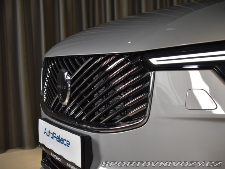 Volvo Ostatní modely XC90 2,0 T8 AWD Plus Bright 2025