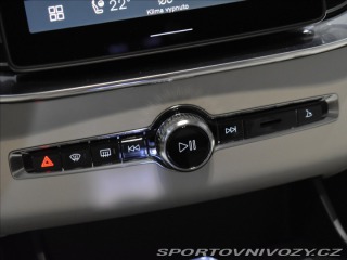 Volvo Ostatní modely XC90 2,0 T8 AWD Plus Bright 2025