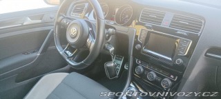 Volkswagen Golf 2,0 7 r 221kw 2015