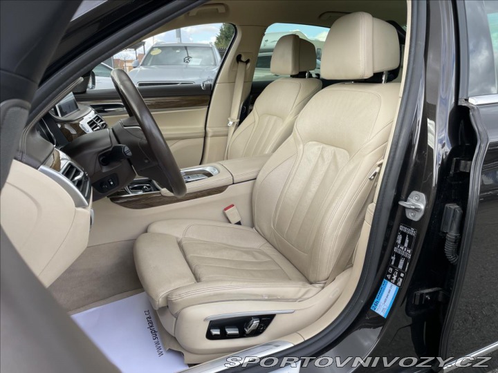 BMW 7 4,4 750i xDrive Laser*Sof 2016