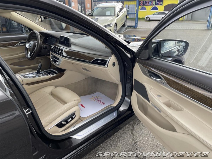 BMW 7 4,4 750i xDrive Laser*Sof 2016