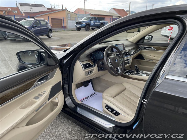 BMW 7 4,4 750i xDrive Laser*Sof 2016