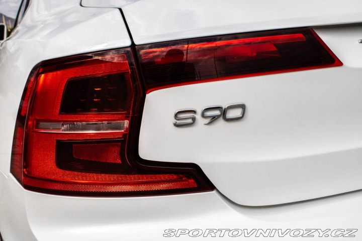 Volvo S90 D5 2.0L Drive-E Inscript 2017