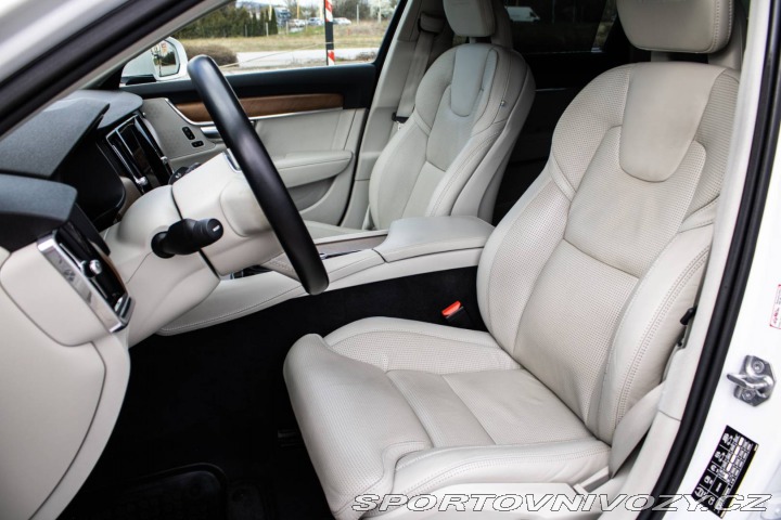 Volvo S90 D5 2.0L Drive-E Inscript 2017