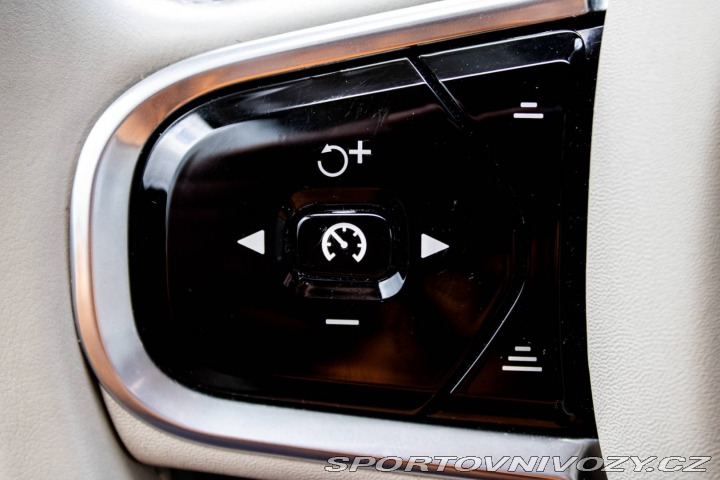 Volvo S90 D5 2.0L Drive-E Inscript 2017