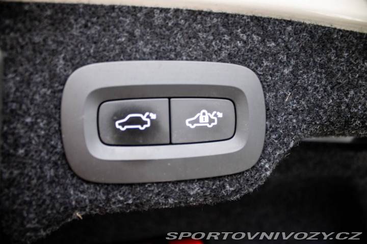 Volvo S90 D5 2.0L Drive-E Inscript 2017