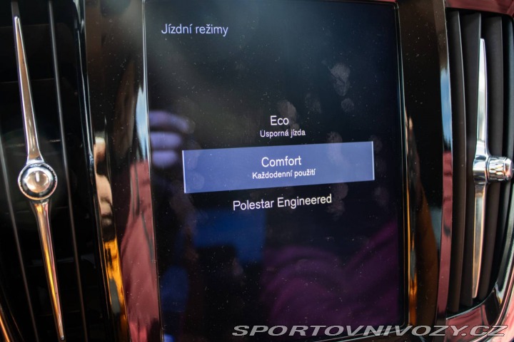 Volvo S90 D5 2.0L Drive-E Inscript 2017