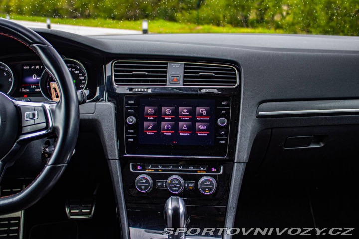 Volkswagen Golf 2.0 TSI BMT GTI DSG ZÁRU 2018