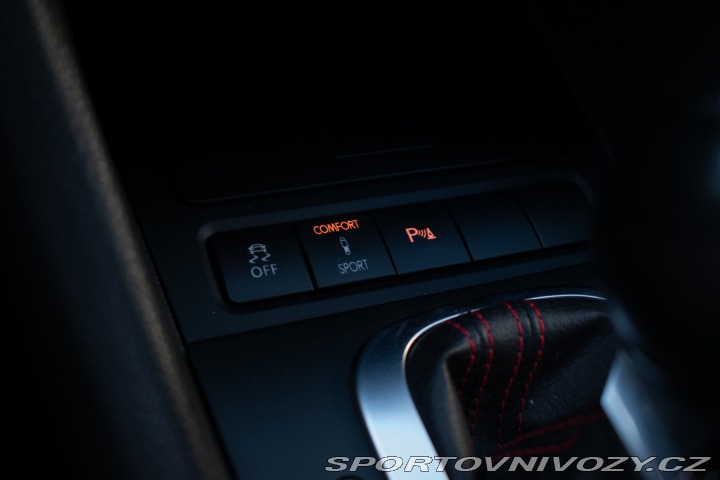 Volkswagen Golf 2.0 TFSI GTI DSG 2010
