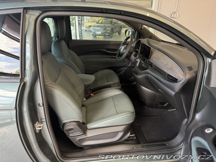 Fiat 500 500e Giorgio Armani Hatch 2025