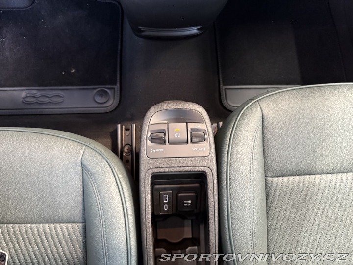 Fiat 500 500e Giorgio Armani Hatch 2025