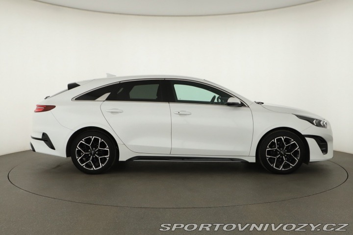 Kia ProCeed GT Line Plus 1.5 T-GDI MH 2023