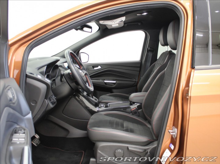 Ford Ostatní modely Kuga 1,5 EB 134kW 4x4 AT ST 45 2018