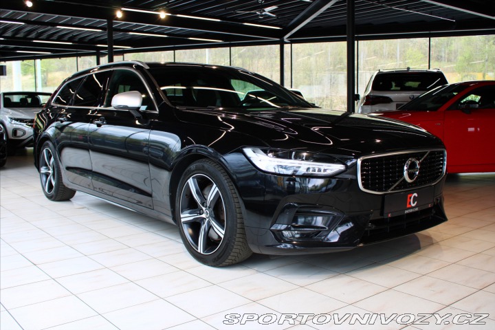 Volvo V90 D5 AWD R-Design PilotA / 2019