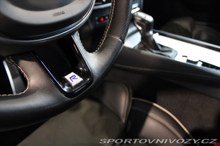 Volvo V90 D5 AWD R-Design PilotA / 2019