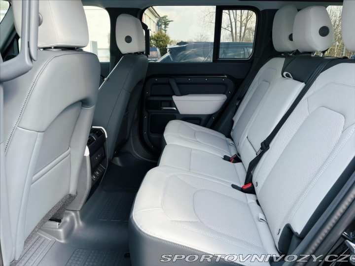 Ostatní značky Ostatní modely Land Rover Defender 3,0 110 X-Dynamic SE D250 2025
