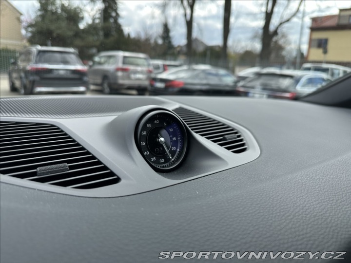 Porsche Cayenne E3 II Coupe Sport Chrono 2025