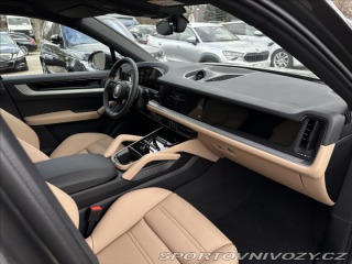 Porsche Cayenne E3 II Coupe Sport Chrono 2025