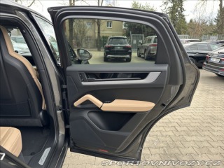 Porsche Cayenne E3 II Coupe Sport Chrono 2025