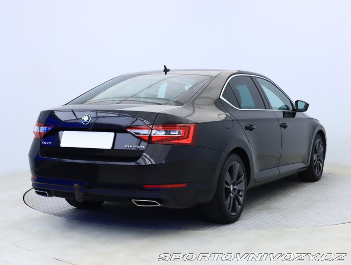 Škoda Superb 2.0 TSI 2018