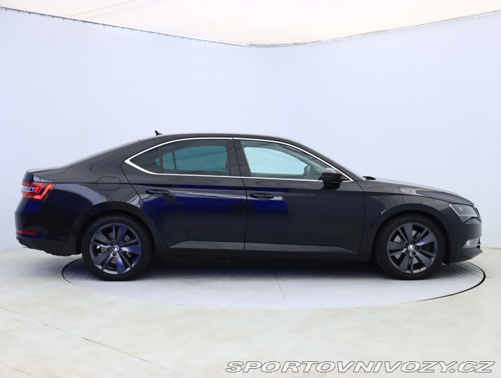 Škoda Superb 2.0 TSI 2018